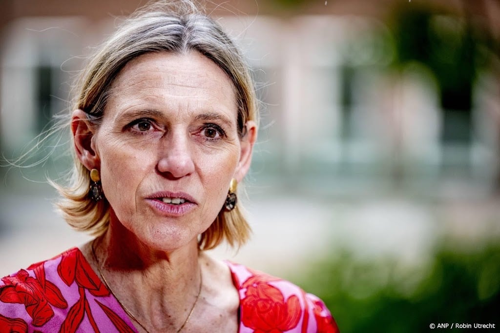 Minister: zorgvilla's ExpertCare pas dicht bij goed alternatief