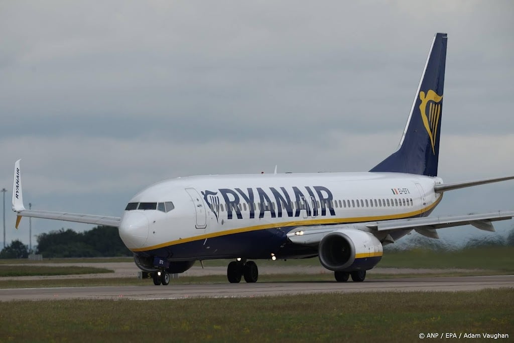Brits onderzoek Ryanair om kosten ouders om naast kind te zitten