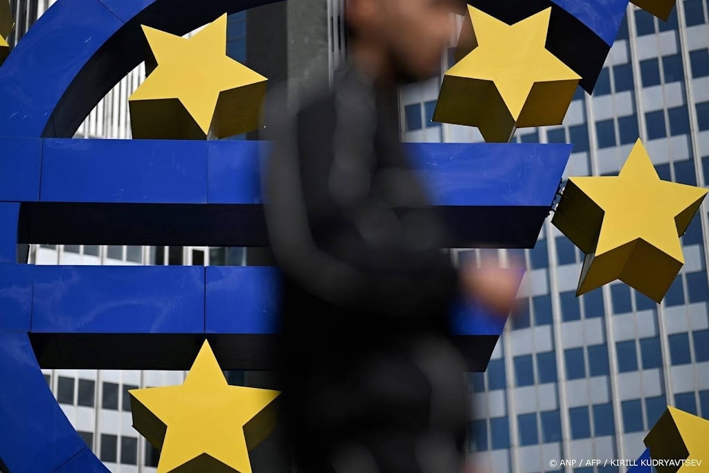 ECB verlaagt opnieuw groeiverwachting economie eurozone 