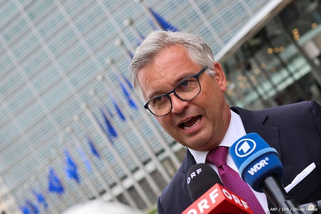 Eurocommissaris Brunner: belangrijk om met Taliban te praten