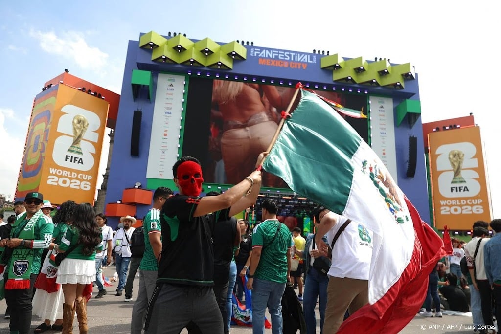 Openingsceremonie WK voetbal in Mexico City Stadium begonnen