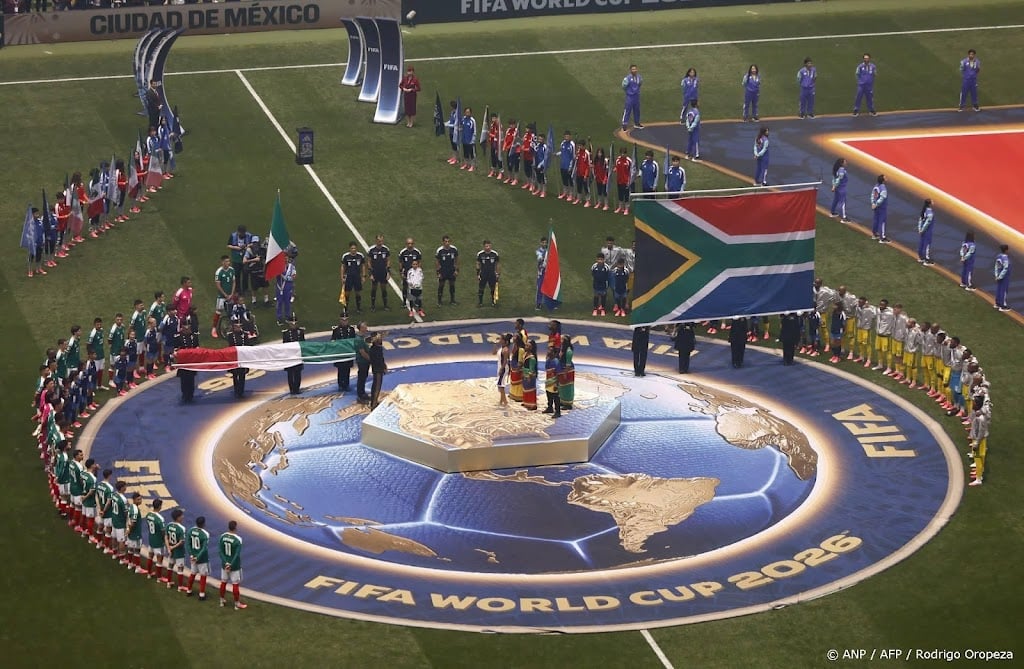 23e WK voetbal afgetrapt met openingsduel in Mexico-Stad 