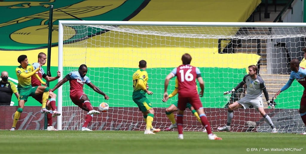 Krul degradeert met Norwich City door vier goals Antonio