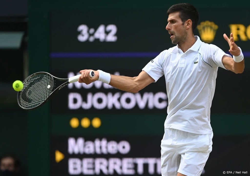 Djokovic wint opnieuw Wimbledon en komt ook op 20 grandslamtitels