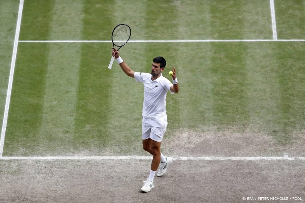 Djokovic blijft in 2021 op koers voor 'golden grand slam'