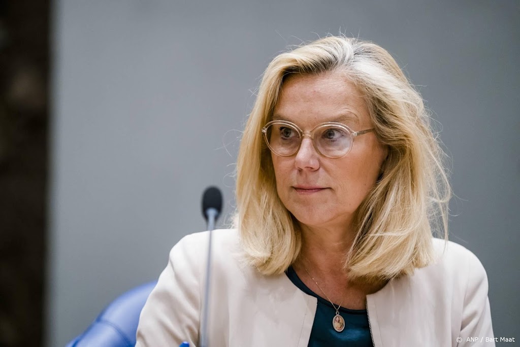 Kaag: we moeten beseffen dat we samen stukje armer zullen worden