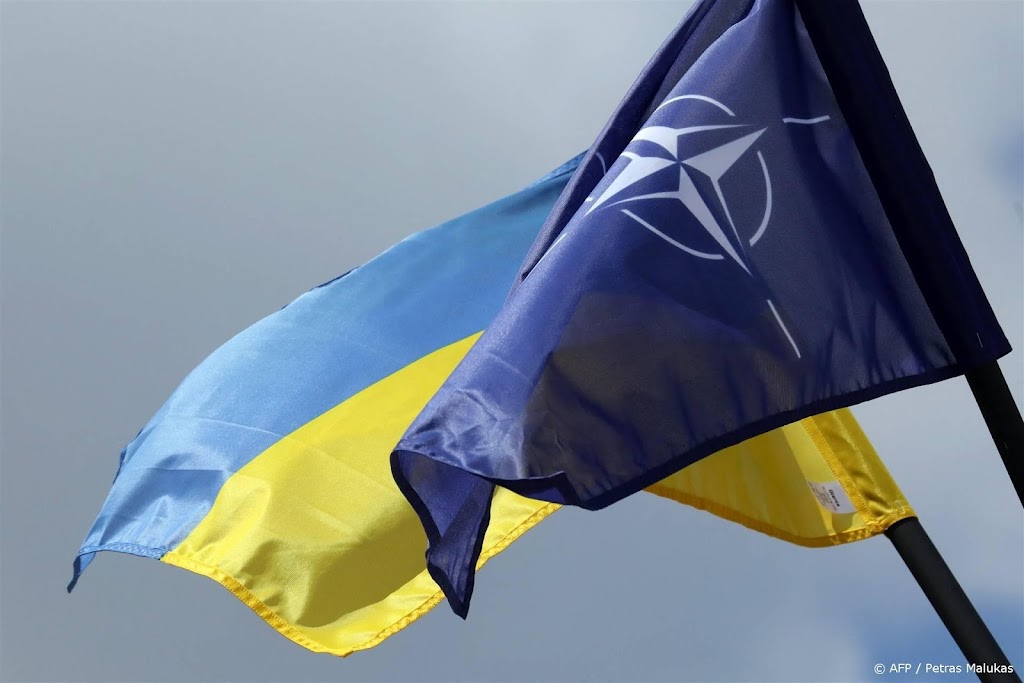 NAVO-top van start op stoep van herleefde aartsvijand Rusland
