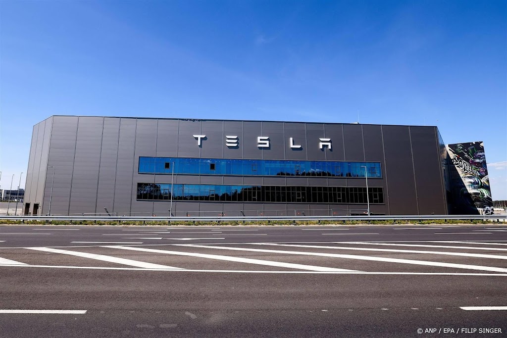 Duizenden IKEA-koffiekopjes spoorloos bij Duitse fabriek Tesla