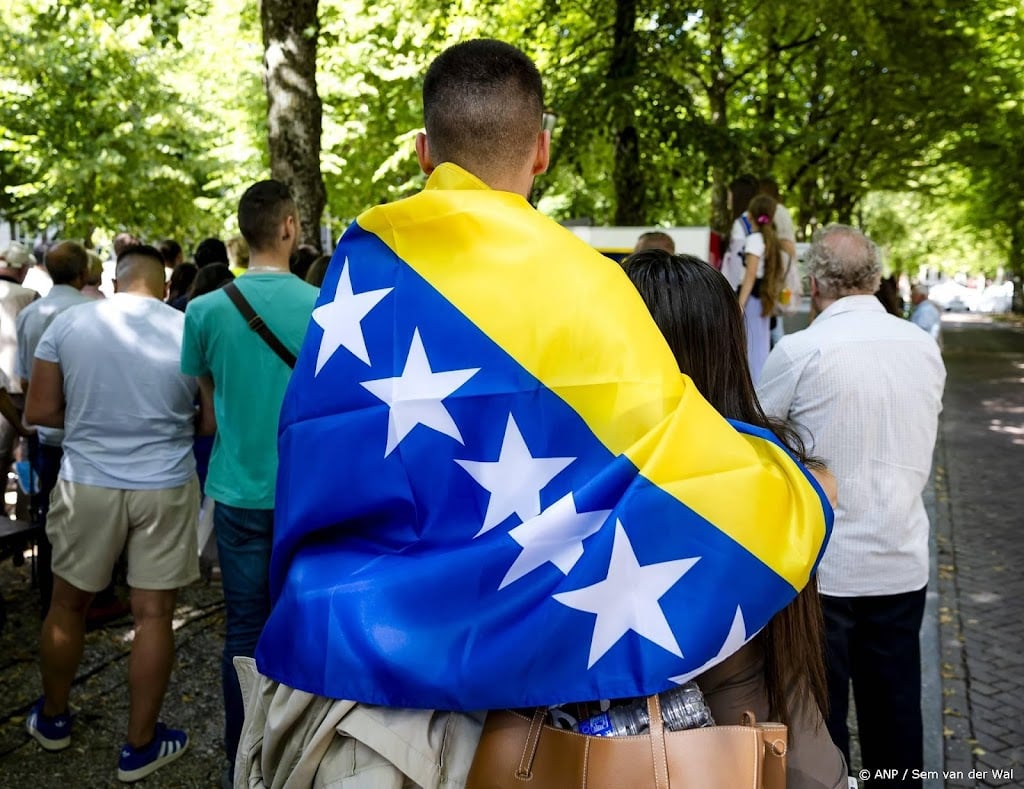 Bosnische imam in Nederland: niet geleerd van Srebrenica