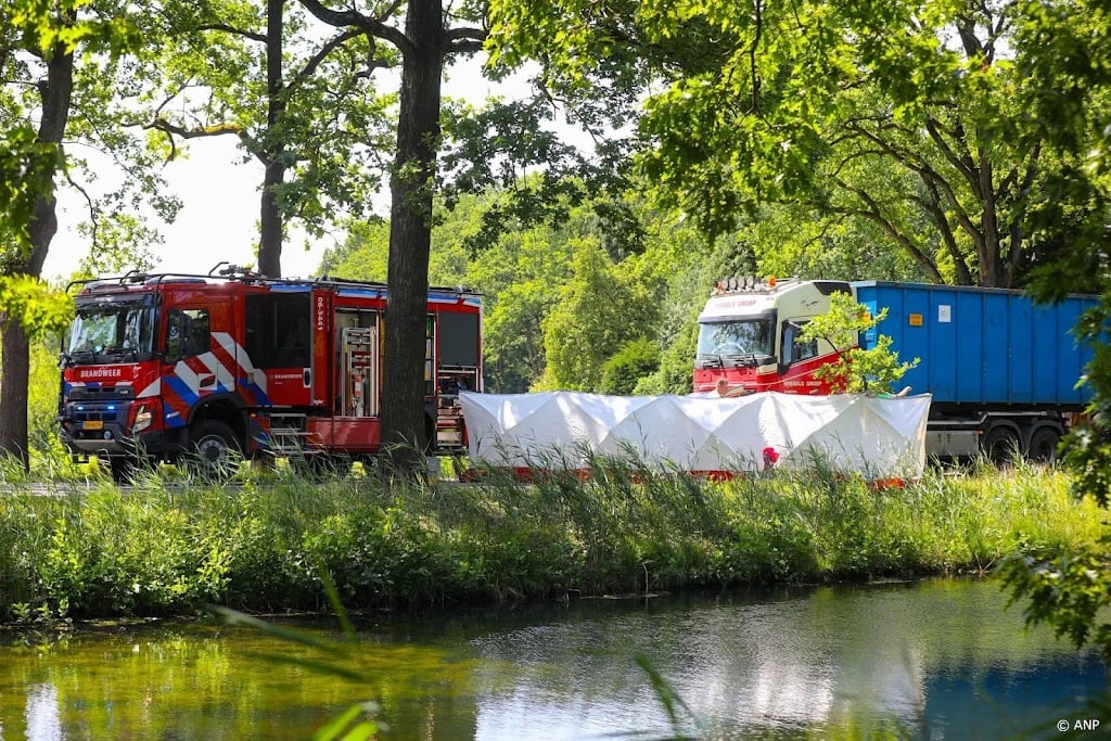 Agent omgekomen bij dodelijk ongeval langs kanaal in Lieren