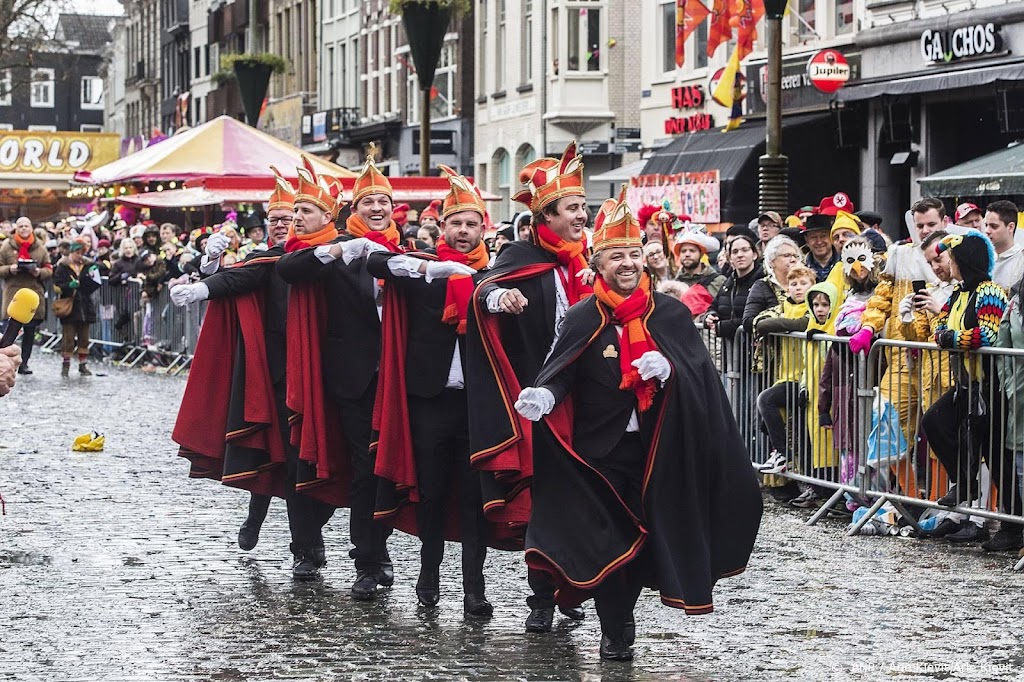Dringend advies aan Limburgse carnavalisten: laat je vaccineren
