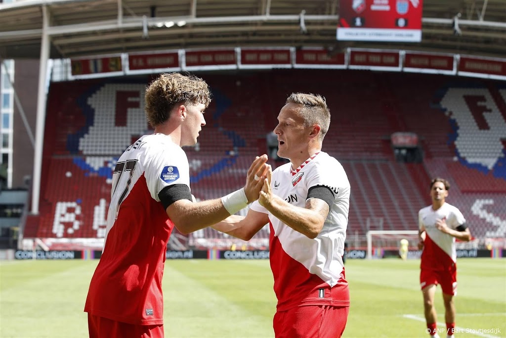 FC Utrecht wint in leeg stadion van PEC Zwolle