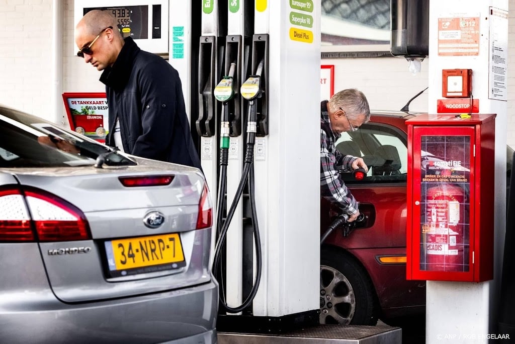 Tanken weer duurder door stijgende olieprijzen