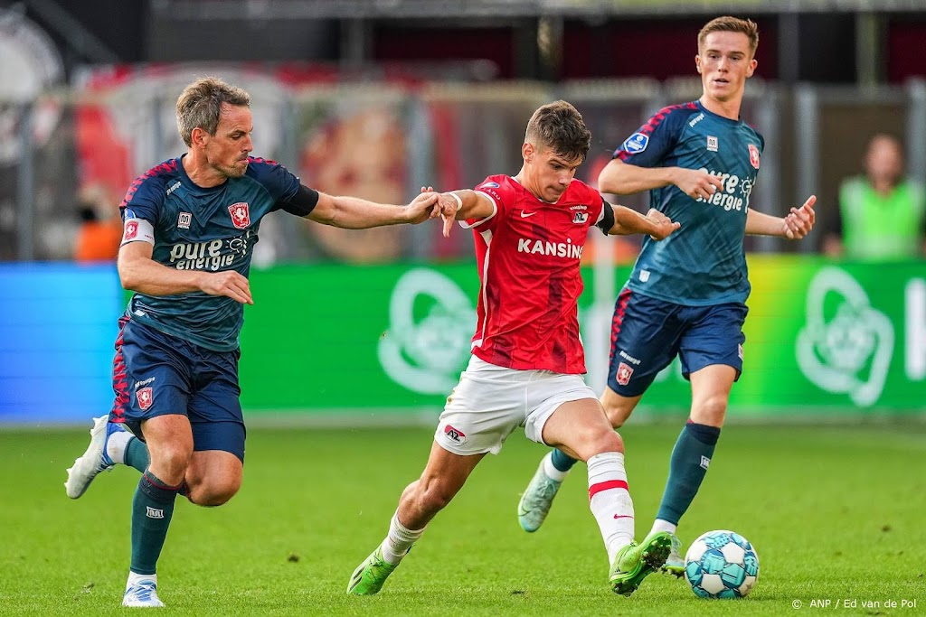 Duel tussen subtoppers AZ en FC Twente levert geen winnaar op 