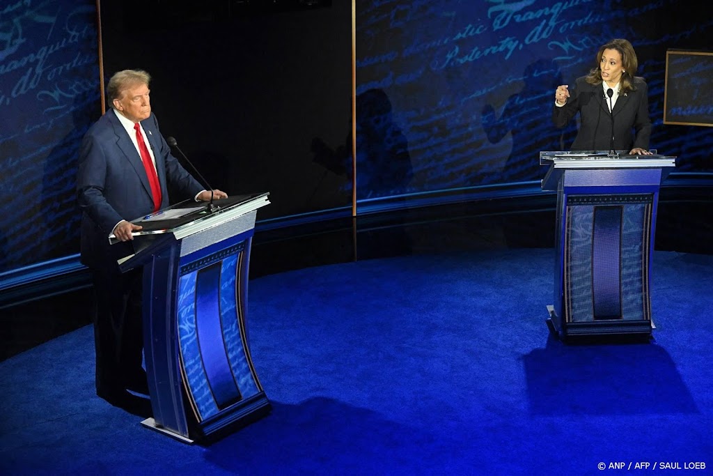 Trump in de verdediging in eerste debat met Harris