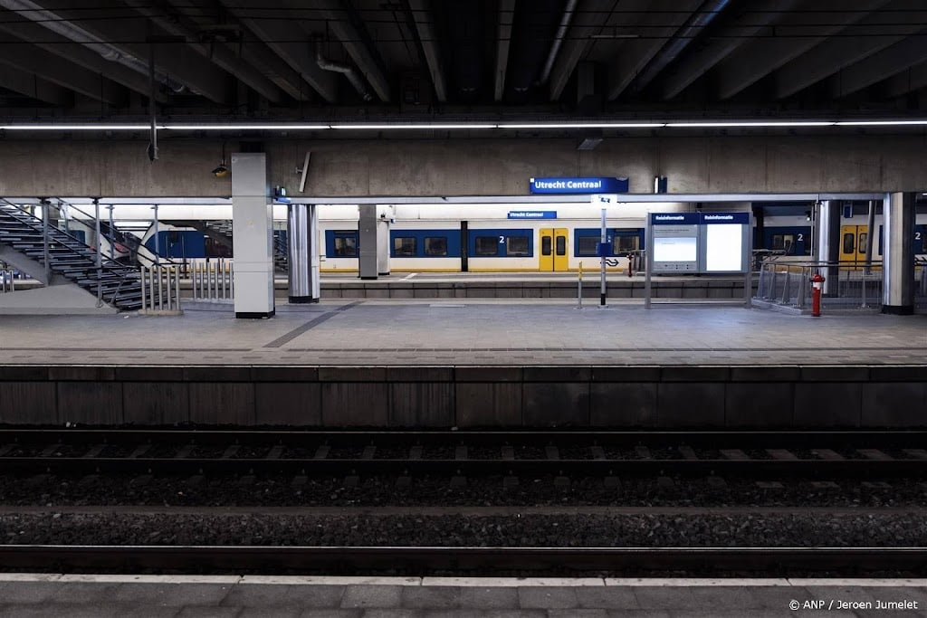 Rustig op treinstations in Nederland op stakingsochtend