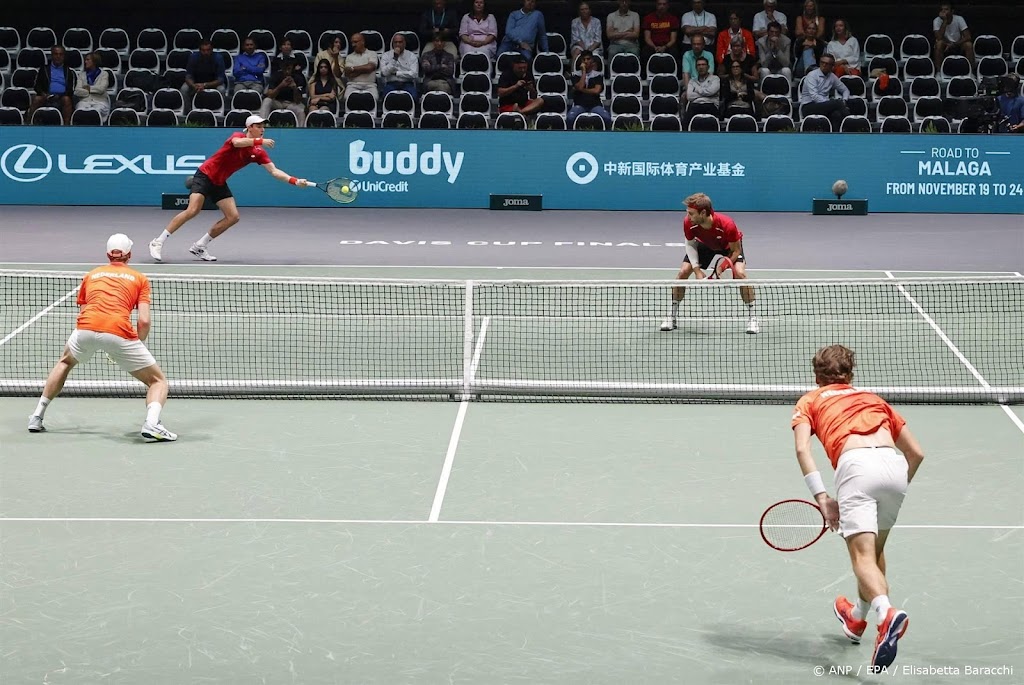 Tennissers balen na 'pijnlijke nederlaag' en 'gestolen wedstrijd'