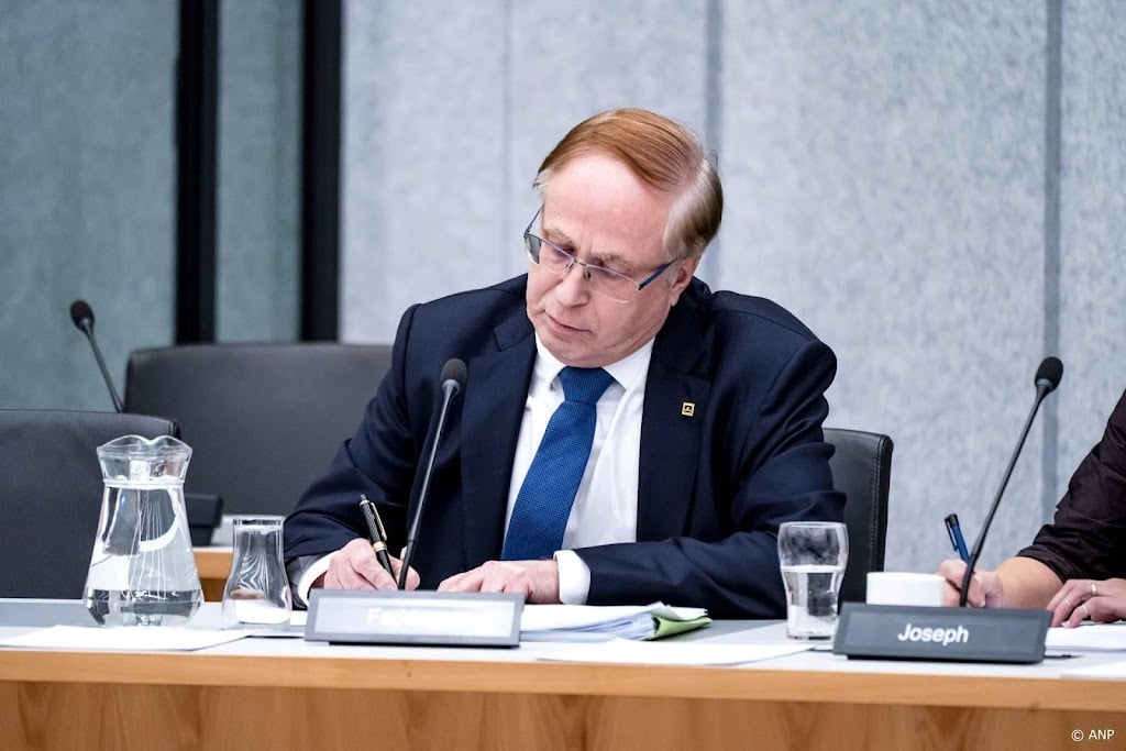 PVV en NSC draaien over bonusplafond voor bankiers