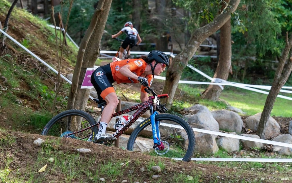 Mountainbikers moeten door na desastreus WK