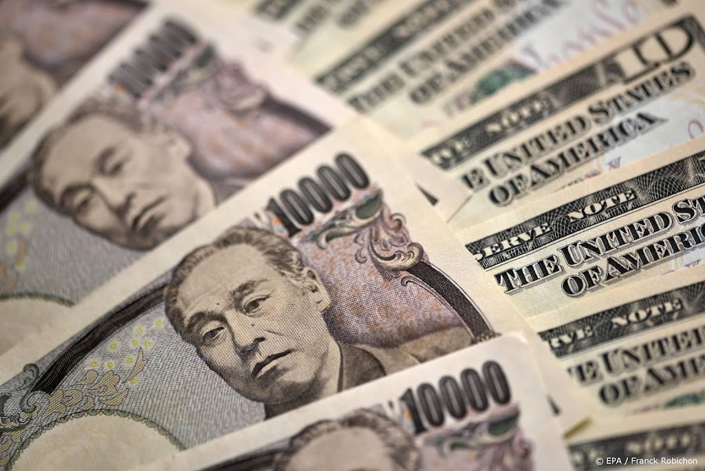Goedkopere yen en daling aantal coronagevallen stuwen Nikkei