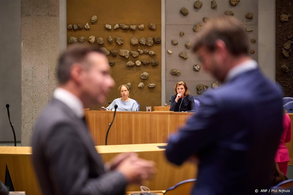 Mensen met arbeidsbeperking verstoren Kamerdebat om betere cao