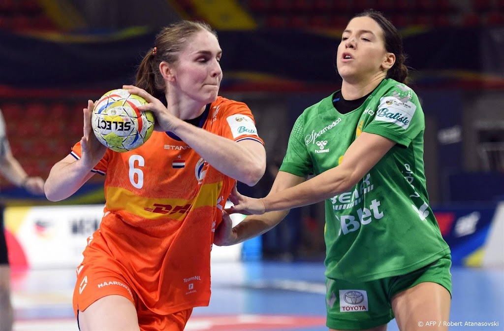 Handbalteam mist ook Van der Heijden, Housheer en Van Wetering  