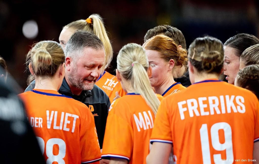 Bondscoach Johansson houdt hoop op terugkeer handbalster Broch 