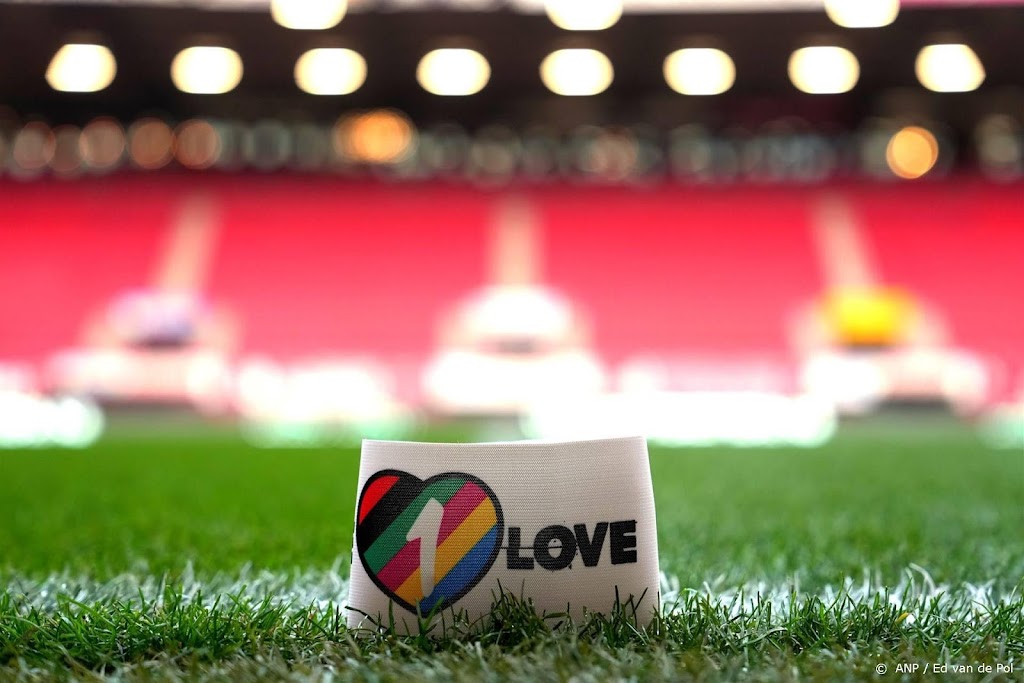 KNVB laat initiatief rond regenboogbanden voortaan aan de clubs