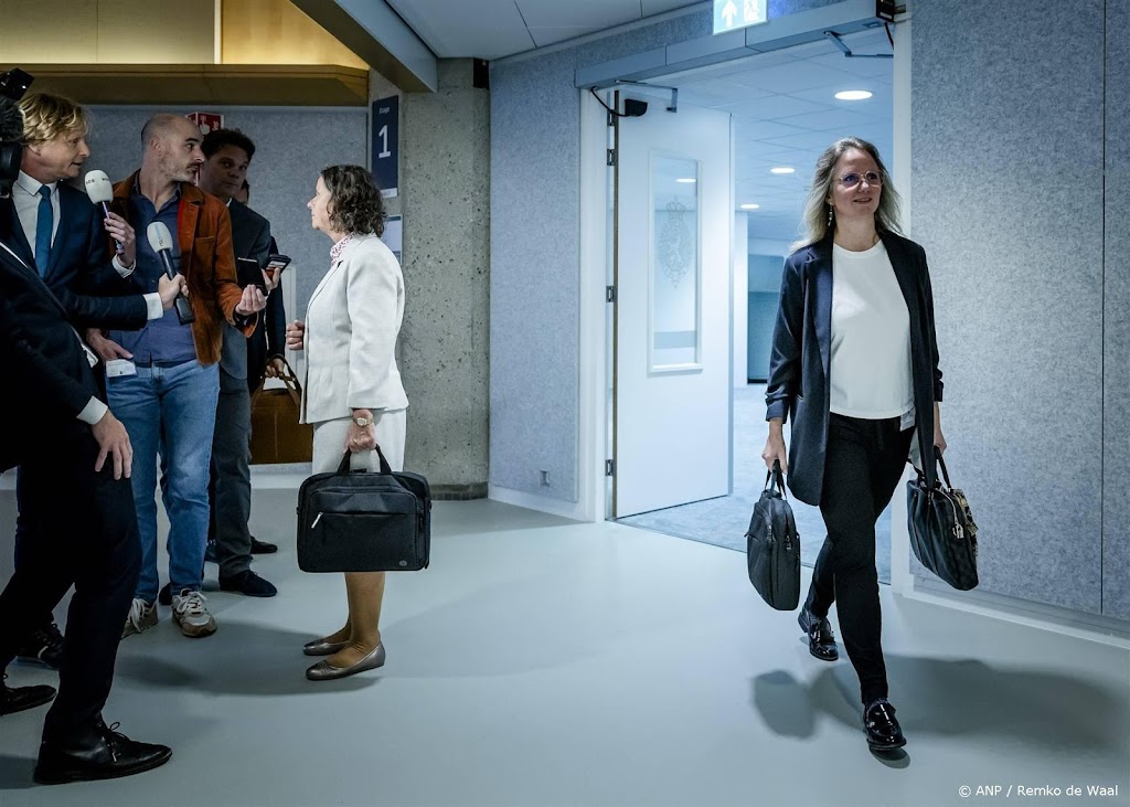 Belangrijke PVV-ministers zonder verbindingspersoon met Kamer