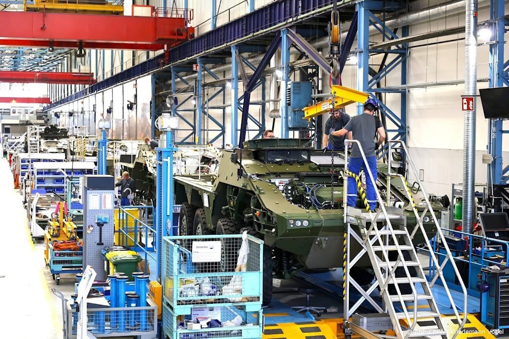 FT: veiligheidsdiensten waarschuwen voor moorden op defensiebazen