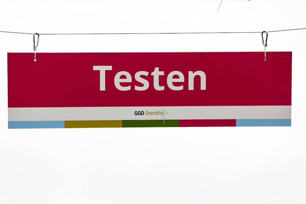 Opnieuw 'enorme drukte' bij telefoondienst coronatestafspraken GGD