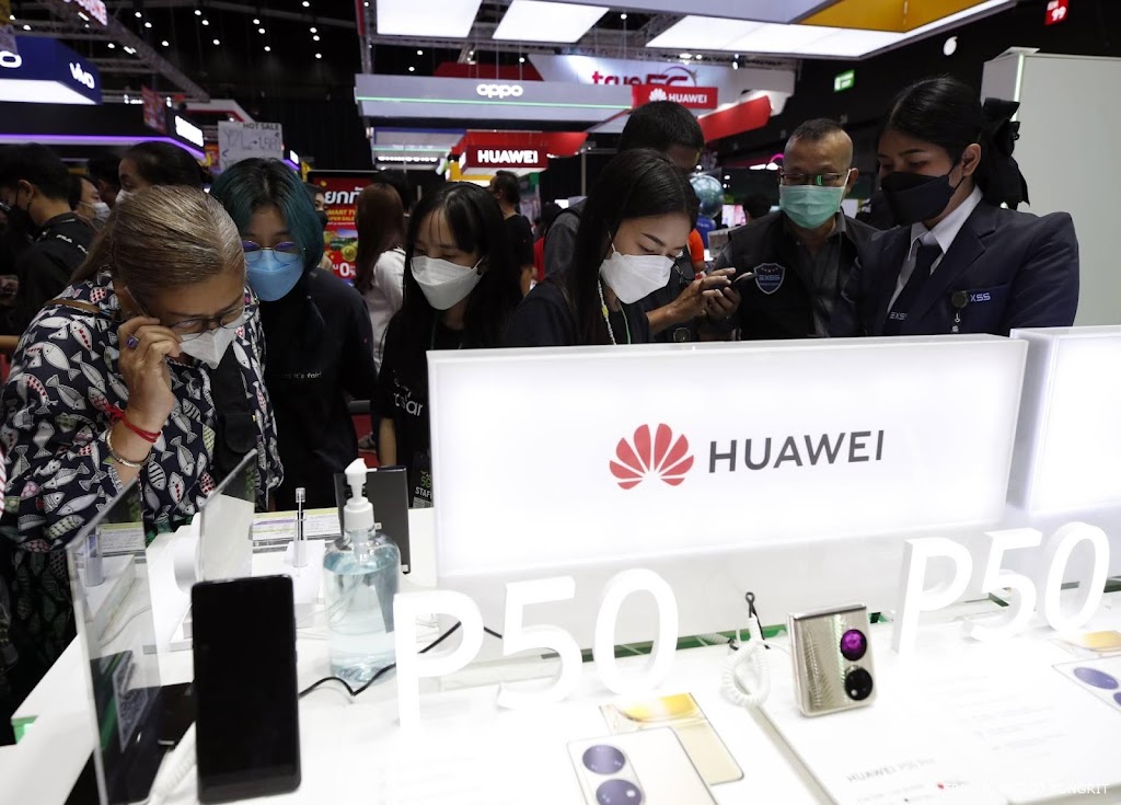 CBS: telecomsector meest afhankelijk van import uit China
