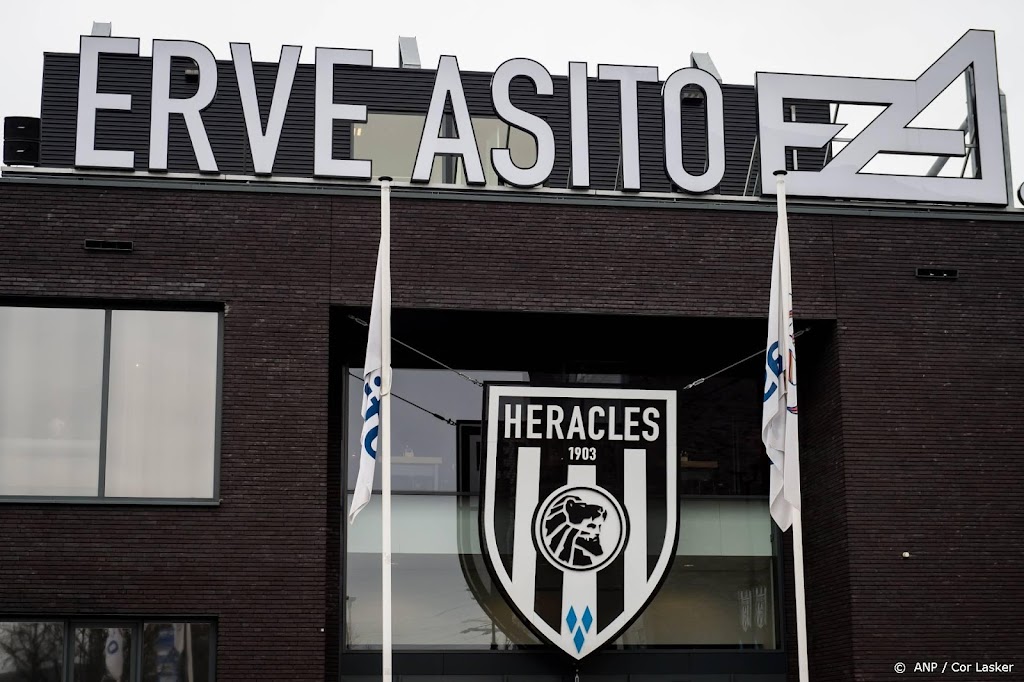 Winnende koploper Heracles scoort vijfmaal tegen NAC Breda