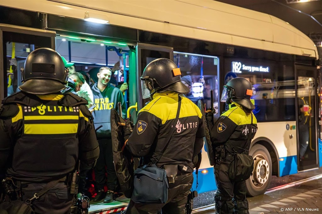 Vijf nieuwe aanhoudingen voor geweldsincidenten in Amsterdam 