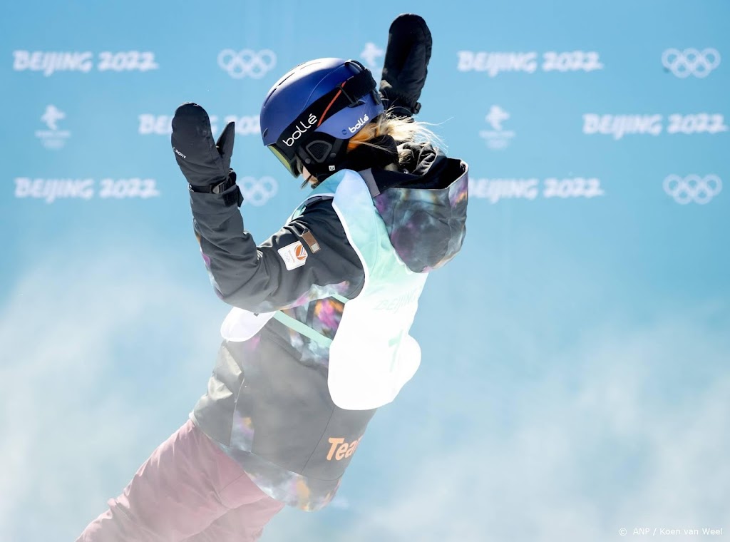 Snowboardster Peperkamp knap vierde in wereldbekerwedstrijd