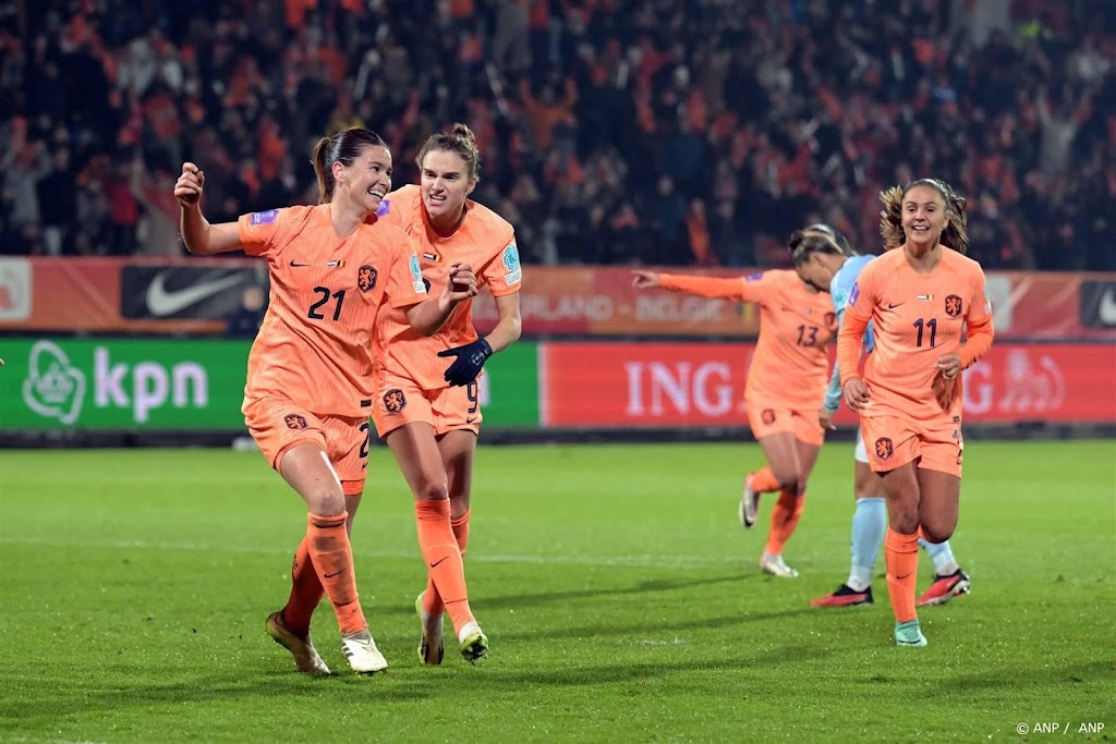 Voetbalsters Oranje horen tegenstander in jacht op Spelen