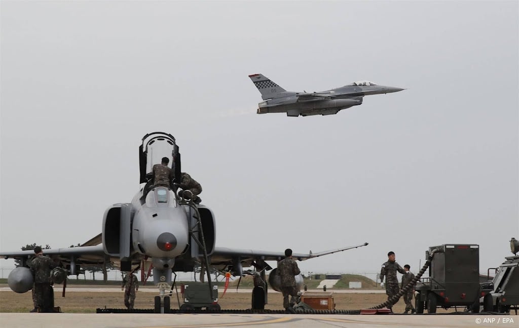 Amerikaanse F-16 crasht in Zuid-Korea, piloot gered op zee