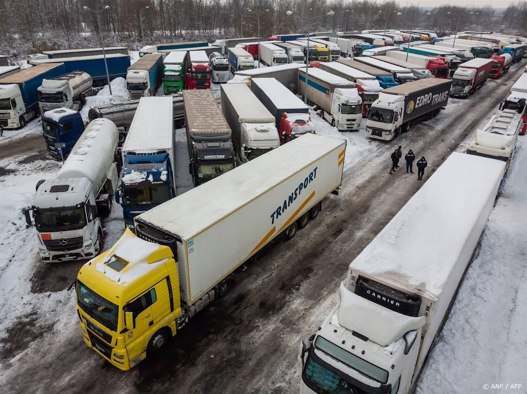 Kyiv: één grensovergang met Polen open voor truckers