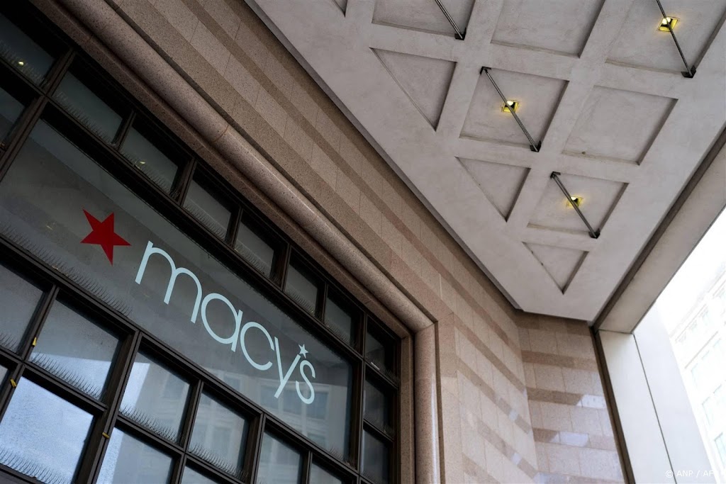 Warenhuisketen Macy's schiet omhoog op positief Wall Street