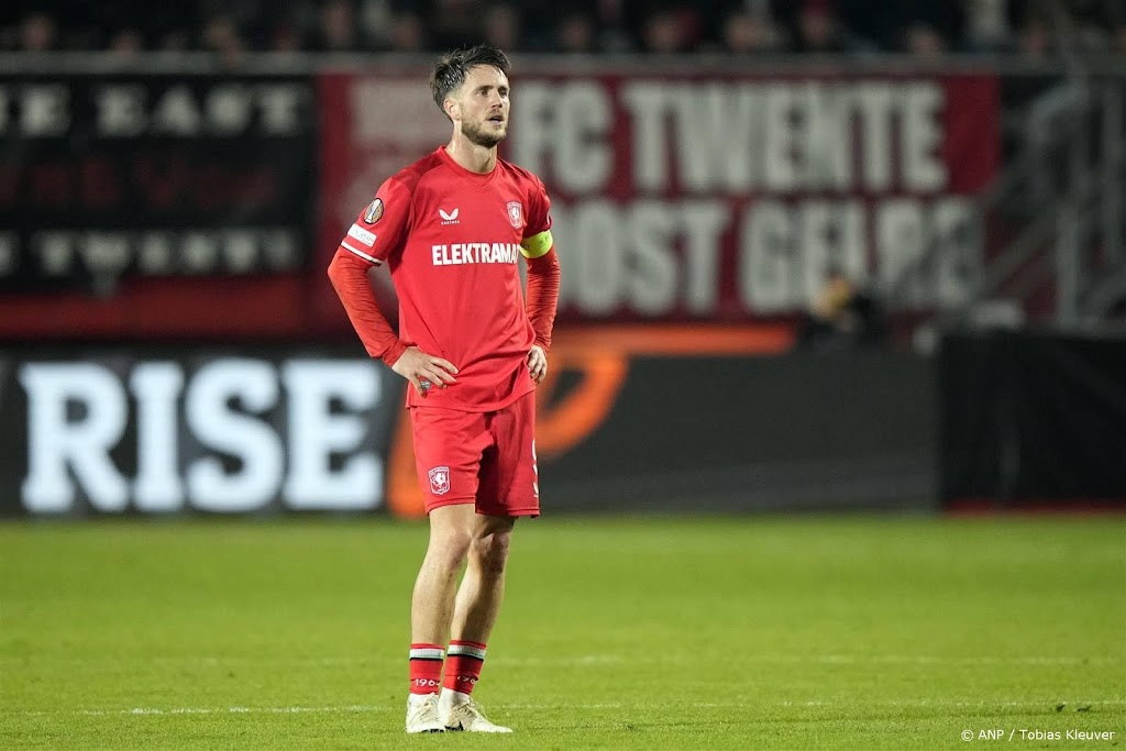 FC Twente met Unnerstall en Van Wolfswinkel naar Olympiakos