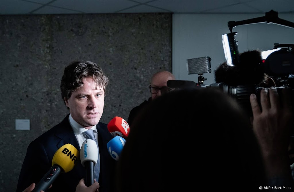 Coalitie en oppositie akkoord over minder bezuinigen op onderwijs
