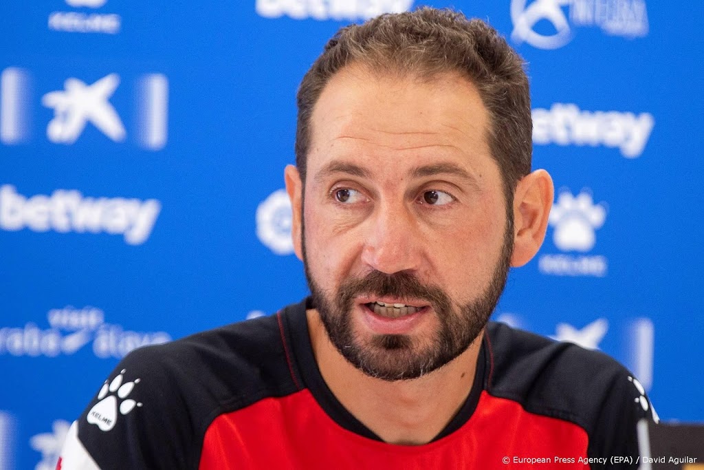Spaanse voetbalclubs Alavés en Huesca ontslaan hun trainers