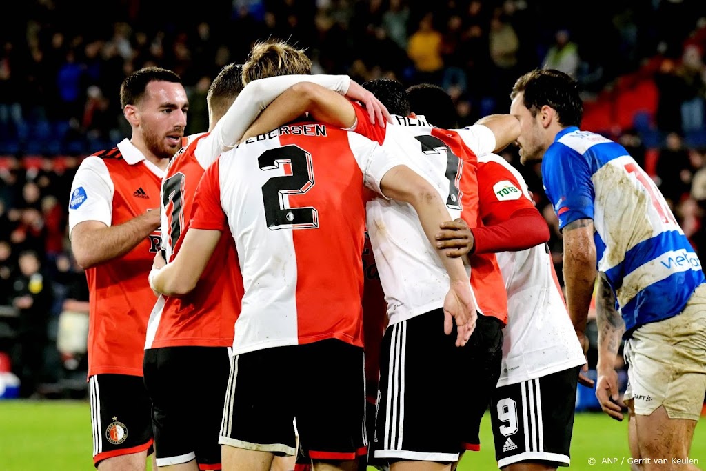 Dominant Feyenoord rekent af met PEC Zwolle in beker: 3-1