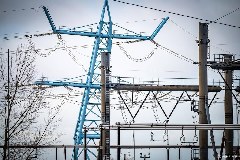 Kabinet leent 25 miljard aan TenneT voor uitbreiding stroomnet