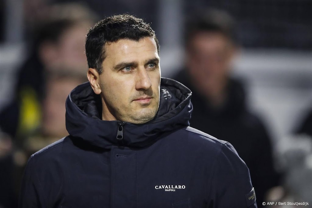 AZ-trainer Martens houdt dubbel gevoel over aan 2-2 bij PSV