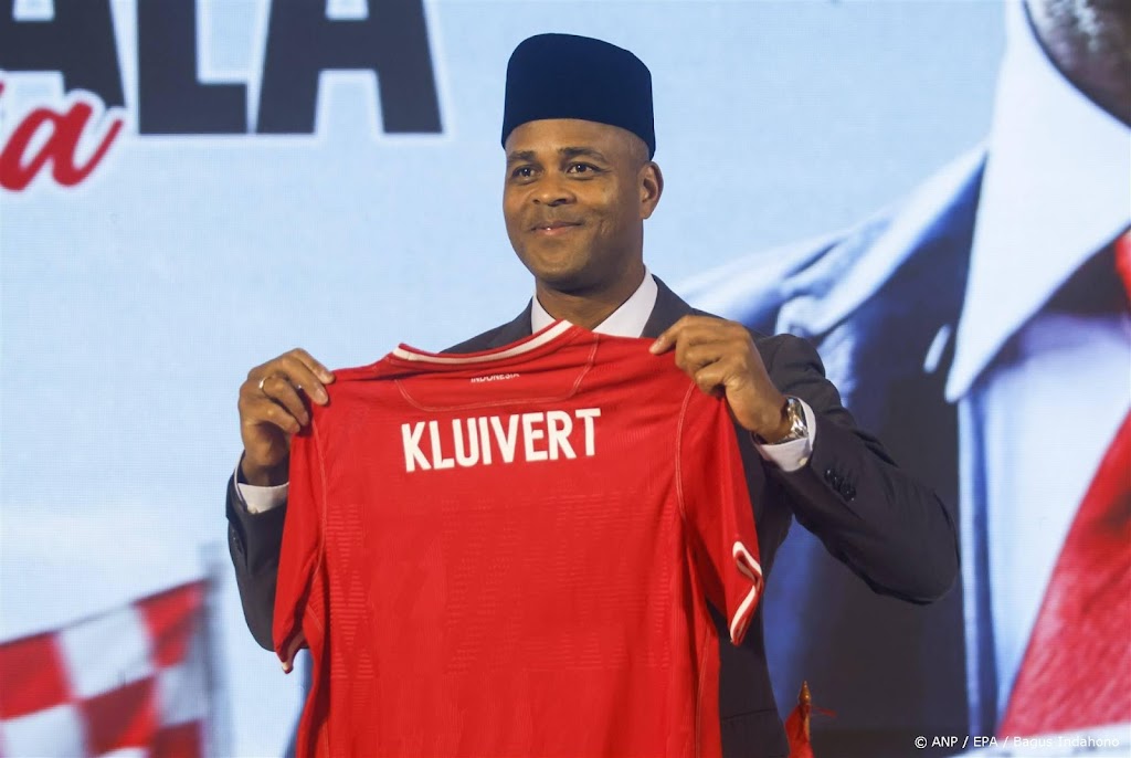 Bondscoach Kluivert wil met Indonesië naar het WK 2026