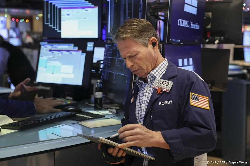 Wall Street daalt na politieke druk op Fed-baas Powell
