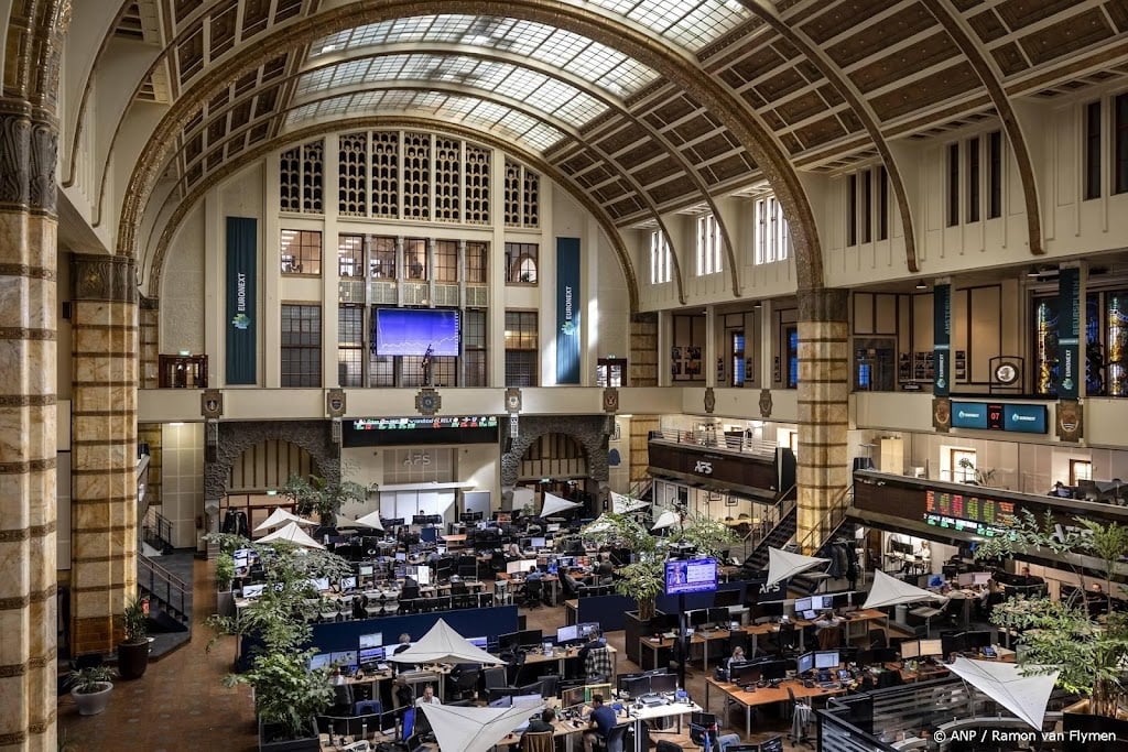 Heineken eindigt onderaan hogere AEX na vertrek topman