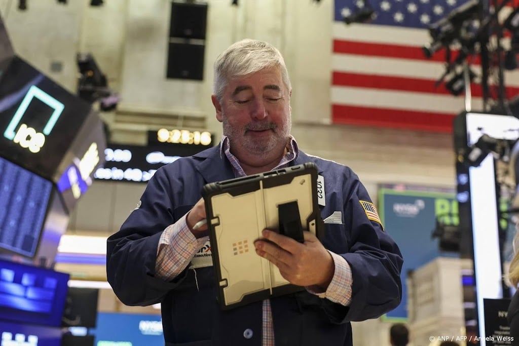 Wall Street sluit licht hoger na dagvaardingen tegen Fed