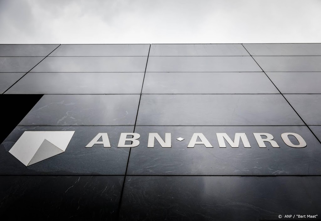 Jaarwinst ABN AMRO zakt met ruim een tiende terug